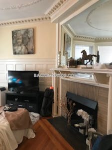 Back Bay 2 Beds 1 Bath Boston - $4,750