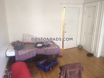 Fenway/kenmore Apartment for rent 1 Bedroom 1 Bath Boston - $2,850 50% Fee