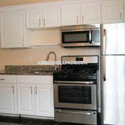 Roxbury Apartment for rent 3 Bedrooms 1 Bath Boston - $4,475