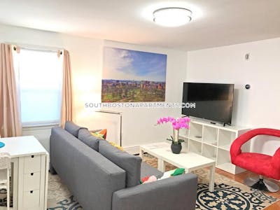 South Boston Gorgeous 2 bed 1 bath in South Boston Boston - $3,000 No Fee