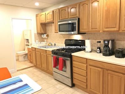 South Boston 2 Bed / 1 Bath (Furnished or Unfurnished) Boston - $2,500 No Fee