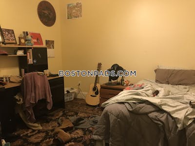 Mission Hill Renovated 4 bed 1 bath apartment on Parker St. in Mission Hill Boston - $6,800 No Fee