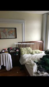 Brookline Wonderful 5 Beds 2 Baths in Brookline Cleveland Circle - $4,350
