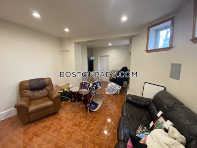 Brookline 4 Beds 3 Baths Coolidge Corner  Coolidge Corner - $6,300