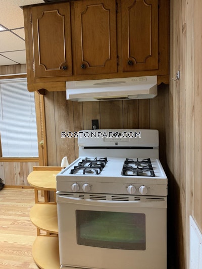 Dorchester/south Boston Border Apartment for rent 1 Bedroom 1.5 Baths Boston - $2,600