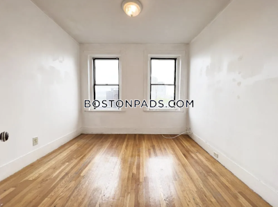 Beacon Hill Nice 2 Bed 1 Bath available 11/1 on Myrtle St. in Beacon Hill  Boston - $2,800