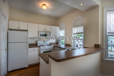 Allston Apartment for rent 2 Bedrooms 2 Baths Boston - $4,200