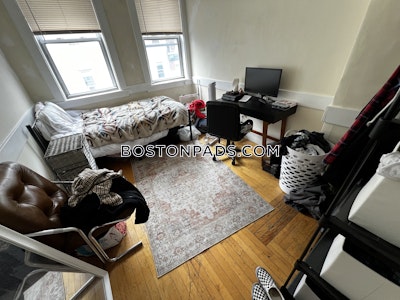 North End Apartment for rent 2 Bedrooms 1 Bath Boston - $3,200 No Fee