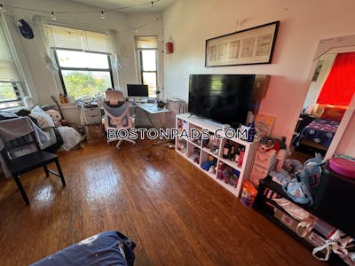 Fort Hill Apartment for rent 4 Bedrooms 2 Baths Boston - $4,800