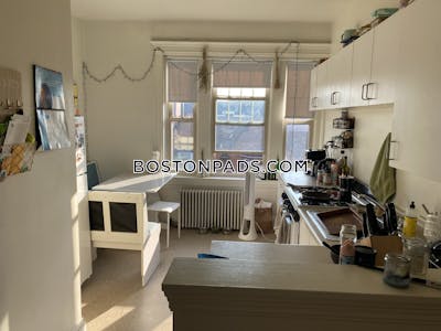 Brookline 2 Beds 1 Bath  Cleveland Circle - $3,475 No Fee