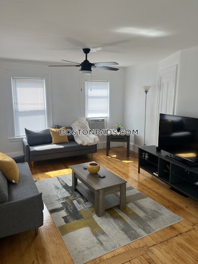 Everett Apartment for rent 3 Bedrooms 1 Bath - $3,200