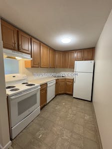Cambridge Apartment for rent 1 Bedroom 1 Bath  Mt. Auburn/brattle/ Fresh Pond - $2,450 No Fee