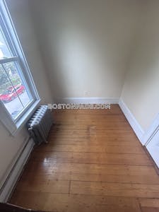 Jamaica Plain Apartment for rent 4 Bedrooms 1 Bath Boston - $4,300 No Fee