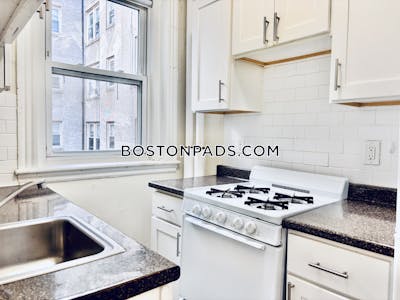 Fenway/kenmore Apartment for rent 1 Bedroom 1 Bath Boston - $2,685 No Fee