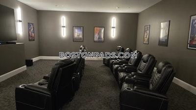 Fall River 2 bedroom 1 baths Luxury in FALL RIVER - $2,595 No Fee