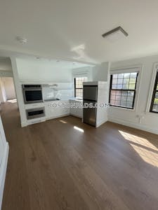 Cambridge 2 bedroom 1 baths in CAMBRIDGE  Harvard Square - $3,600 No Fee