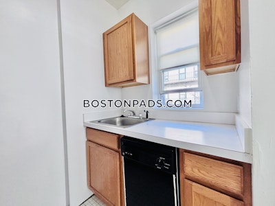 Fenway/kenmore Apartment for rent 1 Bedroom 1 Bath Boston - $2,700 No Fee